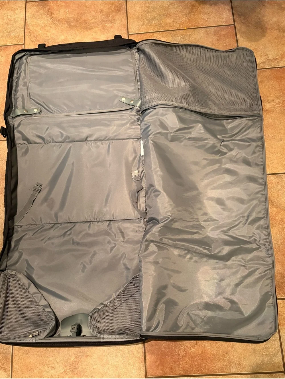 Vintage American Tourister Black Hanging Garment Bag